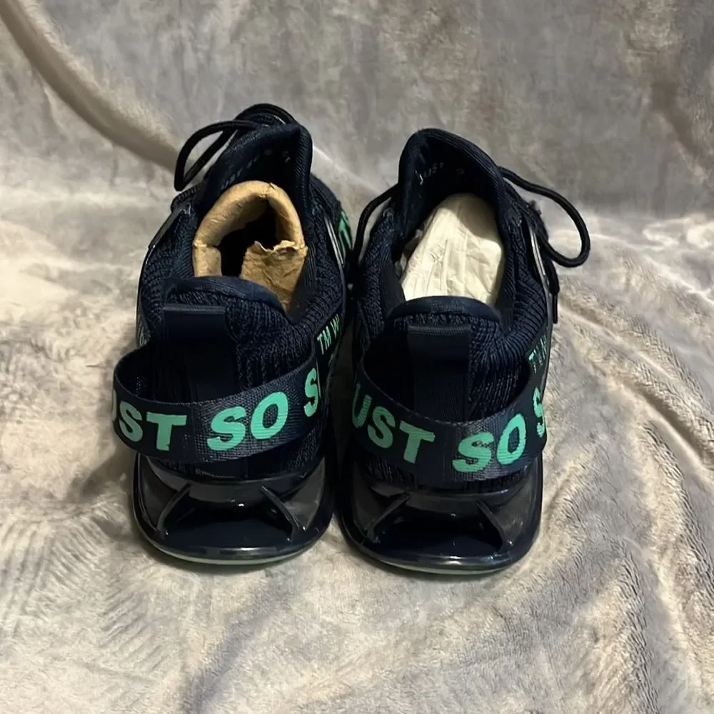 Just So So Men’s Navy Athletic Sneakers